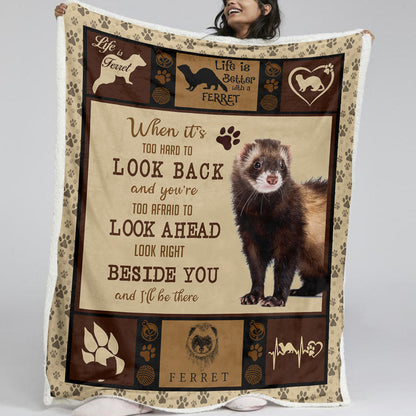 1 Pc Of High Weight Soft And Warm Minimalist Ferret Paw Print Pet Themed Lamb Wool Blanket, Versatile Sofa, Good Companion, Office Nap Blanket, Also Suitable For Camping