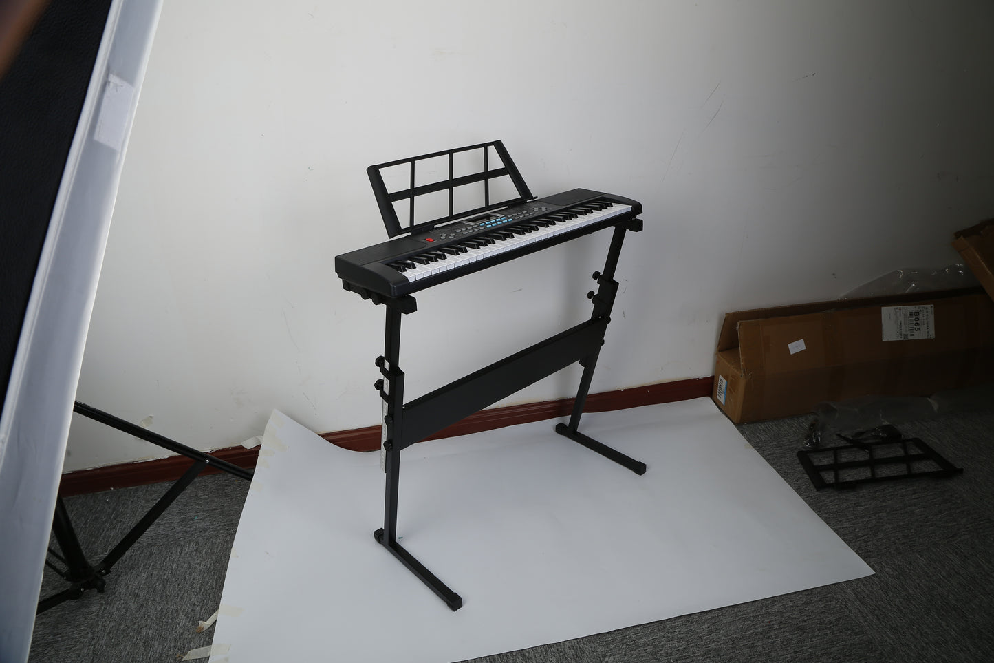 1P 61 Keys Digital Music Electronic Keyboard Electric Musical Piano Instrument Kids Learning Keyboard With Stand Microphone For Beginners