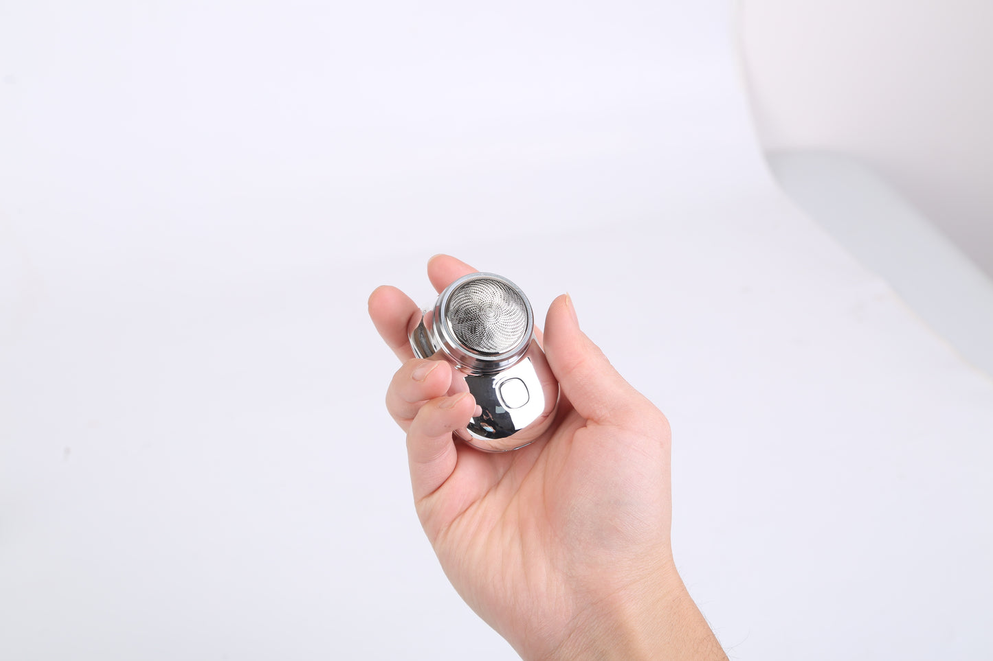 1 Set Electric Razor For Men Mini Shaver Portable Pocket Size Shaver USB Rechargeable Dry Usage For Home Travel Office